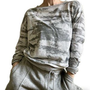 Treasure & Bond Gray Terry Sheer Print Crew Sweatshirt - S